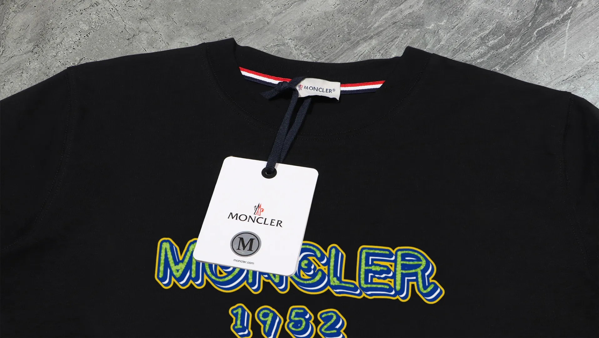 P80💰《Moncler~ 》 2026New Arrival Quality T ， , Versatile Quality ！ ‼ 32 250G ‼ ， ， ， ， T 🤪 Sizes：S-M-L-XL-2XL ：Black，White， Same Style